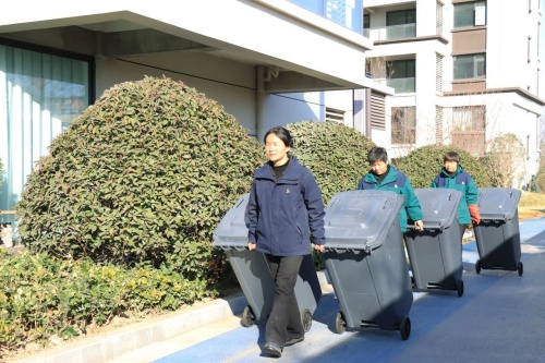 這些涉水的活兒難道“偷懶”不干了？別慌，一起來看看